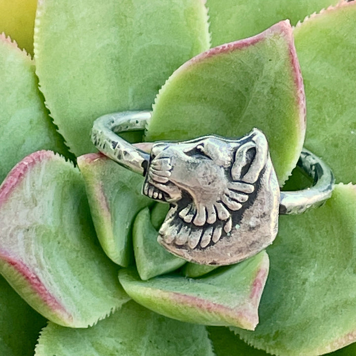 Leo Lioness Ring