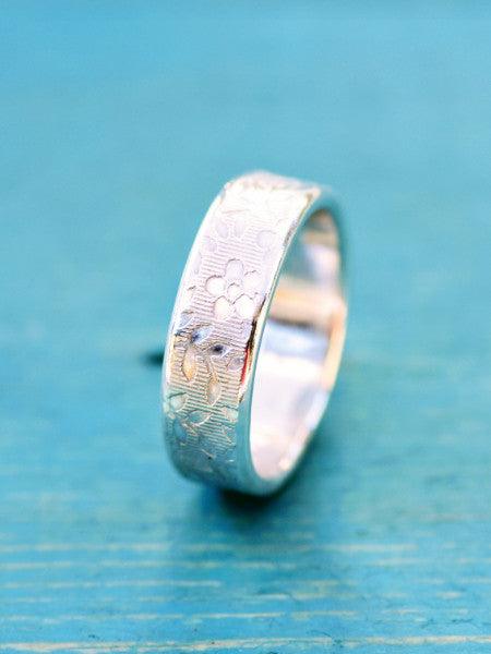 sterling silver flower pattern cremation ring