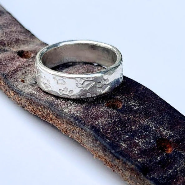 Paw print cremation ash ring