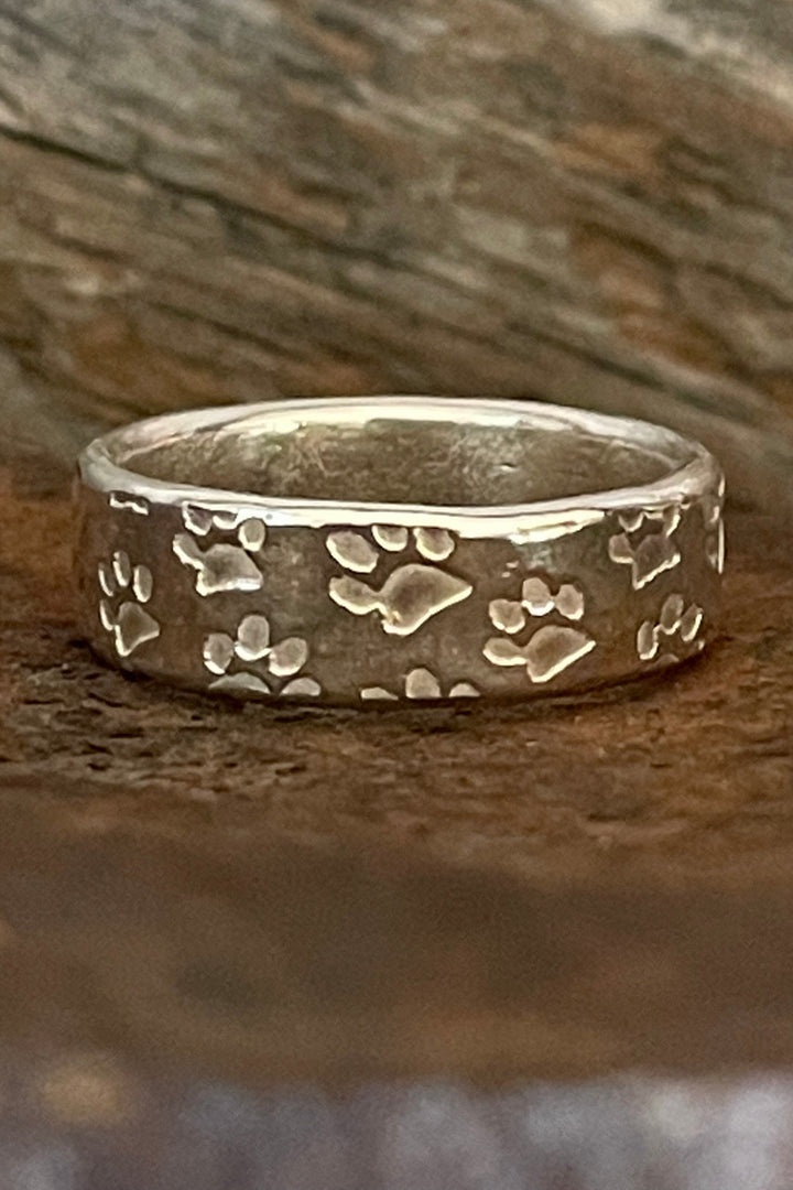 Paw Print Cremation Ring in sterling silver.